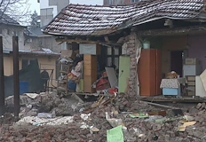 Инвеститорът обвини възрастта на сградата100 годишна къща се срути тази