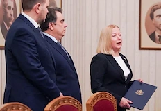 Коалицията обяви курс към предсрочни избори и война за Изборния