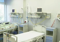 2000 инспекции откриха само едно нарушение докато резистентната Клебсиела убива