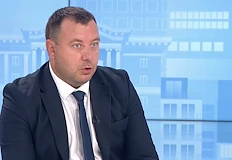 Партията очаква платформата на бившия президент преди да вземе решение