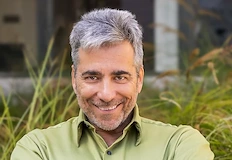 По думите на журналиста обаче Тръмп приема подмазването за нещо