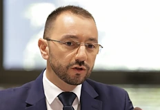 Опозицията в София алармира за скрити анекси в сметопочистванетоКметът на