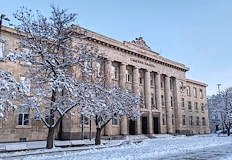 Решението е окончателно и не подлежи на обжалванеРайонен съд –