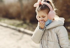 Държавата обмисля безплатни ваксини за децаБългария е изправена пред прага