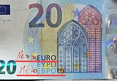 Европейските правила гарантират замяна на надраскани банкноти въпреки страховете внушени