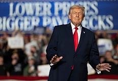 Белият дом налага петролно ембарго и отнема лицензи на канадски