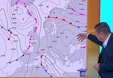 Студен фронт от североизток сваля рязко температурите днесАрктически въздушни маси