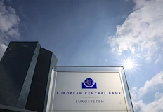 Инфлацията остава уязвима на външни шокове а отпадането на борда