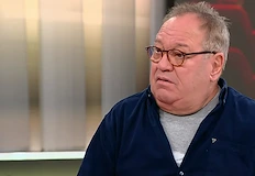 Актьорът кани зрителите в Народния театър с билети от 10