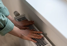 Множество пробиви в мрежата след хидравличен шок оставят квартали без