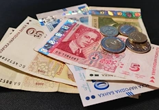 Търговците спират да приемат левове от 1 февруари двойното обозначение