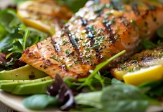 Комбинацията от сьомга и авокадо бори възпалениятаАмерикански експерти по хранене