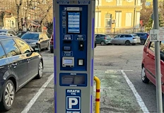 Престоят в платените зони поскъпва заради адаптацията към евротоОбщинският съвет