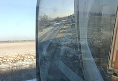 Трафикът край Иваново е пренасочен през селата камионите чакат на