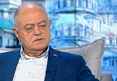 Лидерът на ДСБ определи президента като адепт на Путин и