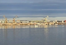 Корабите са превозвали калиев хлорид и азотни торове няма информация