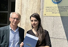 Депутатката от ПП ДБ обвини мнозинството че превръща независимия орган