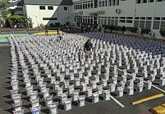 Част от пратката потъна на дъното по време на акциятаВластите