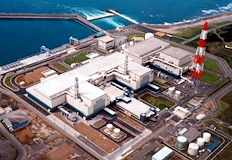 Кашивадзаки Карива подновява работа след 13 годишна пауза и серия