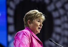 Шефът на МВФ предупреди за неравенство в Давос докато ОАЕ