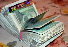 Полицията задържа две джебчийки в Русе пет часа след обираДве