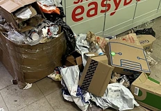 Потребители се възмущават от потресаваща кочина на улица Плиска 19Жители