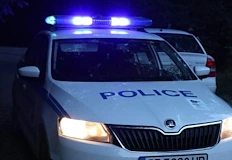 Униформени влязоха в банковия салон за да спасят спестяванията на