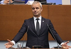 Лидерът на Възраждане заплаши опонентите си със съд и затвор