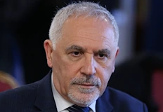 България подписва празен чек с неограничен мандат маскиран като хуманитарна