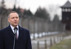 Държавният глава поднови и исканията за репарации от Берлин в