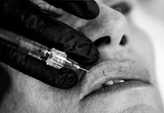 Ботулиновият токсин е по скъп от златото и по опасен