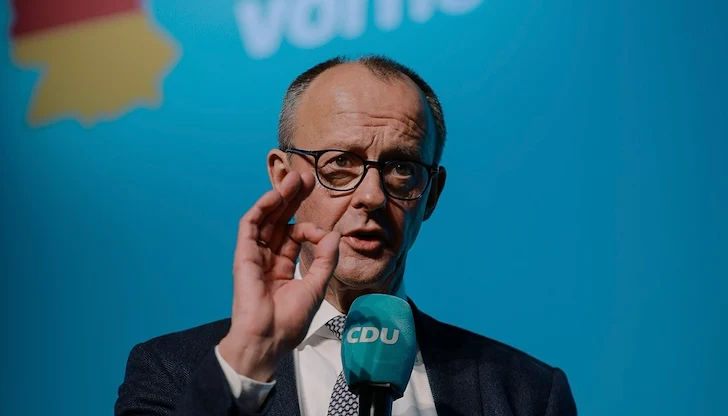 Сривът на автоиндустрията и митата от САЩ потапят "Германския двигател" Сривът на автоиндустрията и митата от САЩ потапят "Германския двигател"