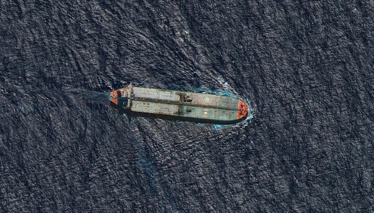 Тръмп пренебрегна Нобеловия лауреат Мачадо заради петролна сделка с наследничката на Мадуро Тръмп пренебрегна Нобеловия лауреат Мачадо заради петролна сделка с наследничката на Мадуро