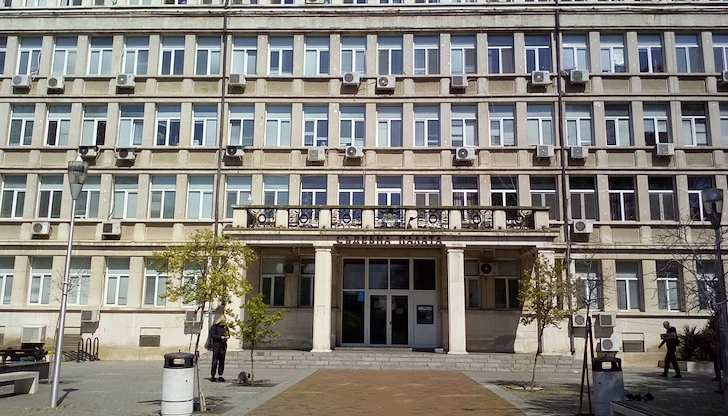 Прокурорът допусна по-леко обвинение заради агресия от страна на жертвата Прокурорът допусна по-леко обвинение заради агресия от страна на жертвата