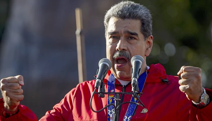 Белият дом разпространи кадри с венецуелския лидер, окован с белезници и по чехли Белият дом разпространи кадри с венецуелския лидер, окован с белезници и по чехли