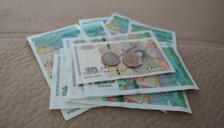 Търговците отказват българска валута дни след въвеждането на еврото Търговците отказват българска валута дни след въвеждането на еврото