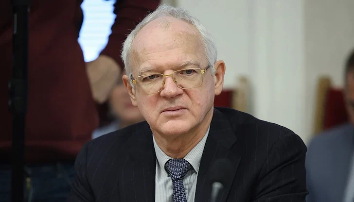 Председателят на АИКБ очерта мрачна картина за икономиката и инвестициите Председателят на АИКБ очерта мрачна картина за икономиката и инвестициите