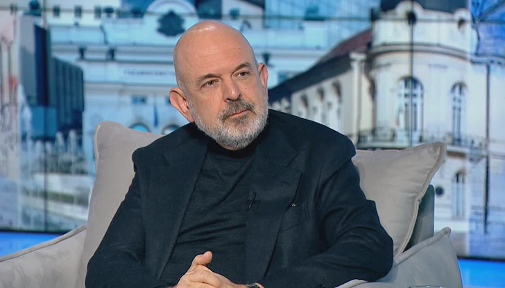 Няма да горим банкнотите като обикновена хартия, уточни членът на УС на БНБ Няма да горим банкнотите като обикновена хартия, уточни членът на УС на БНБ