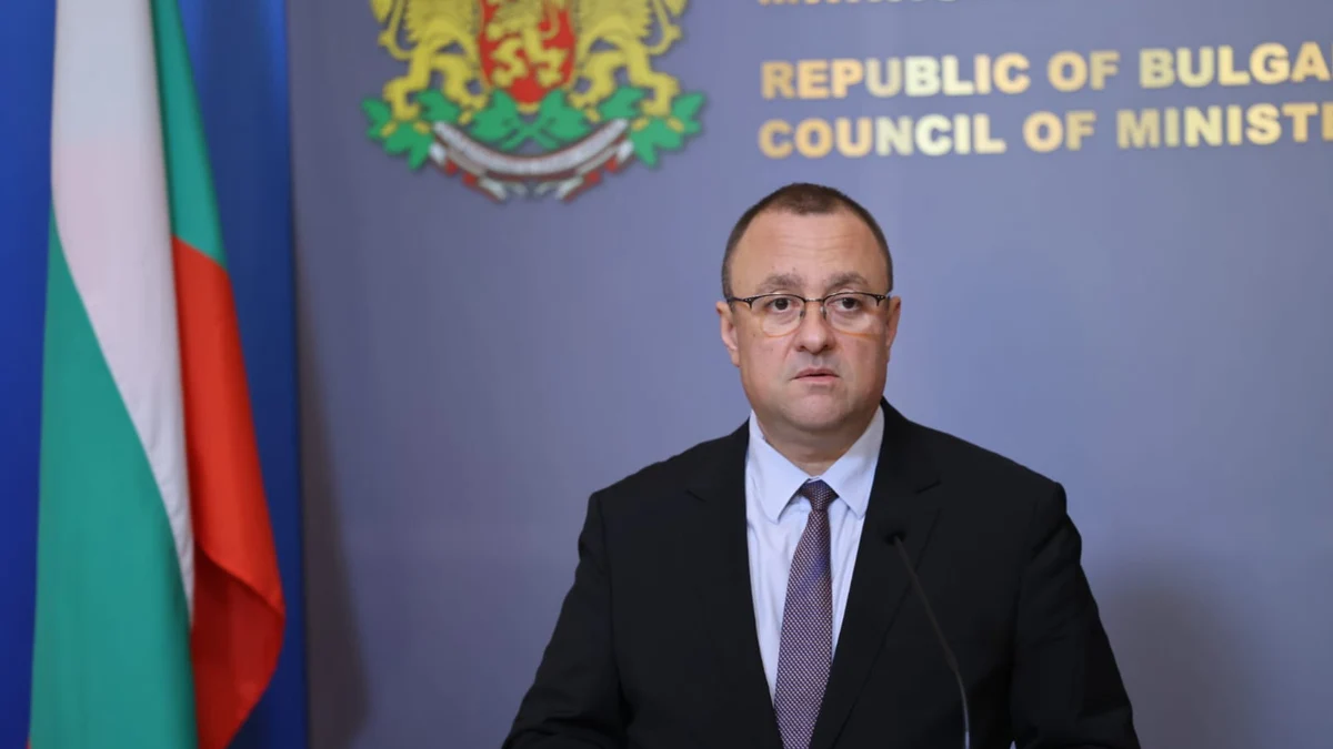 Правителството прехвърли рисковите блокове към ББР и удължи срока до