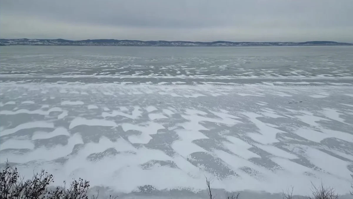 Властите предупреждават за смъртоносна опасност, дебелината на покривката е едва