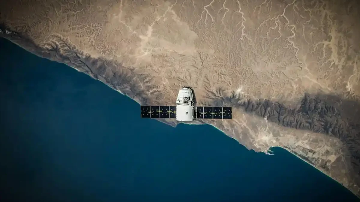 Amazon и Blue Origin настигат SpaceX, но орбитата се задръства