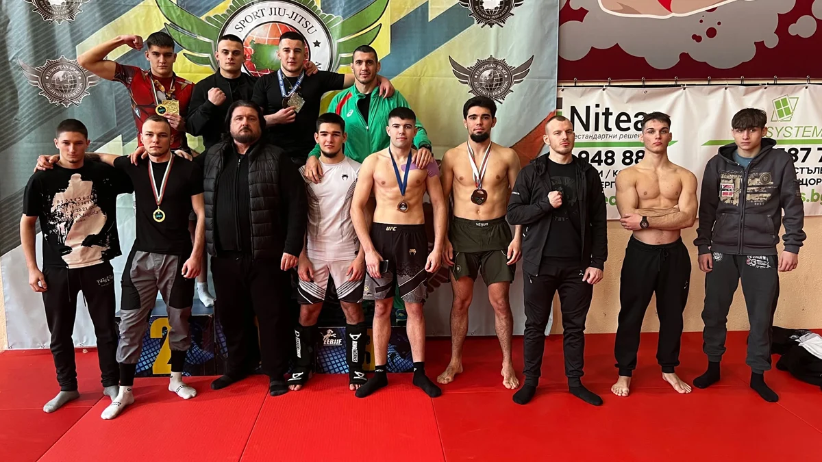 Отборът се класира на второ място в ISFA Winter Open