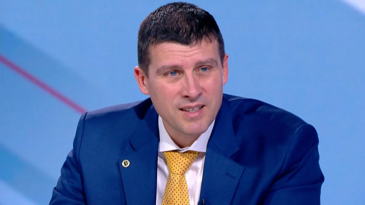 Лидерът на Величие“ разкри за тайни срещи в гаражи и