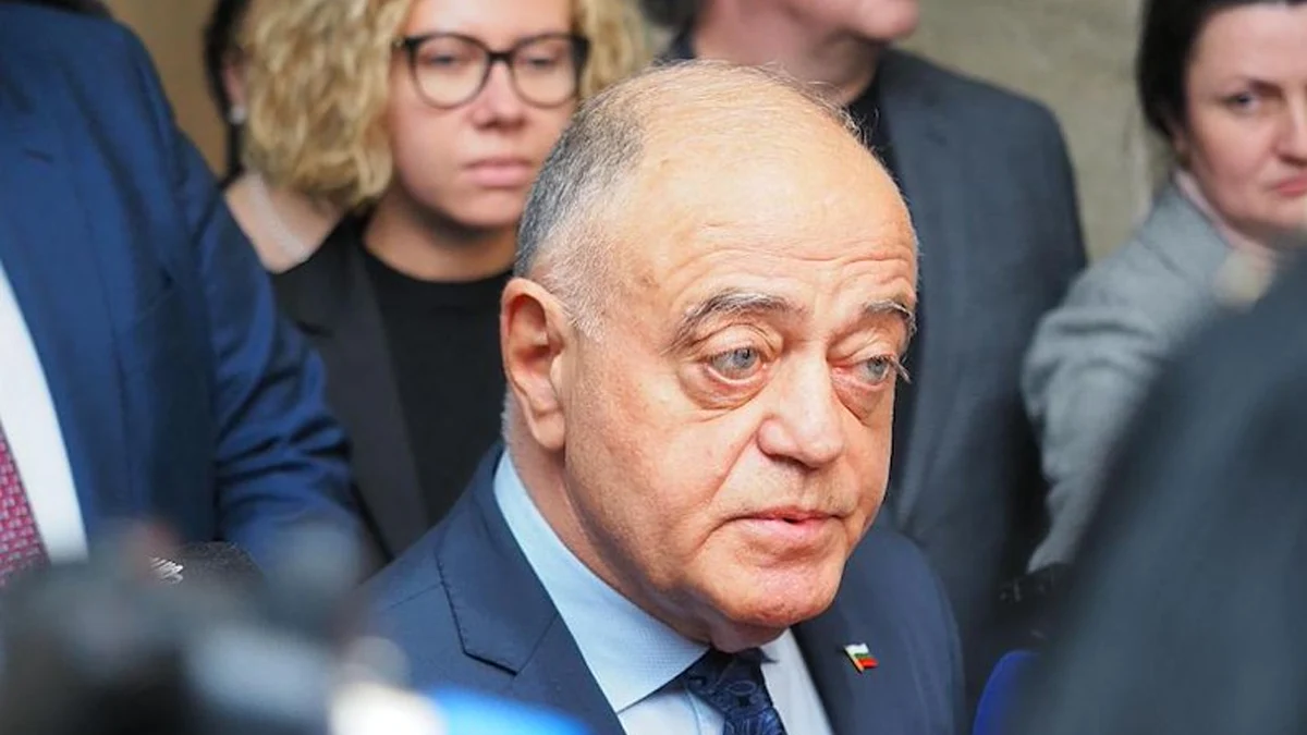 Съпредседателят на ПП-ДБ се позова на правилника заради изтеклия едночасов