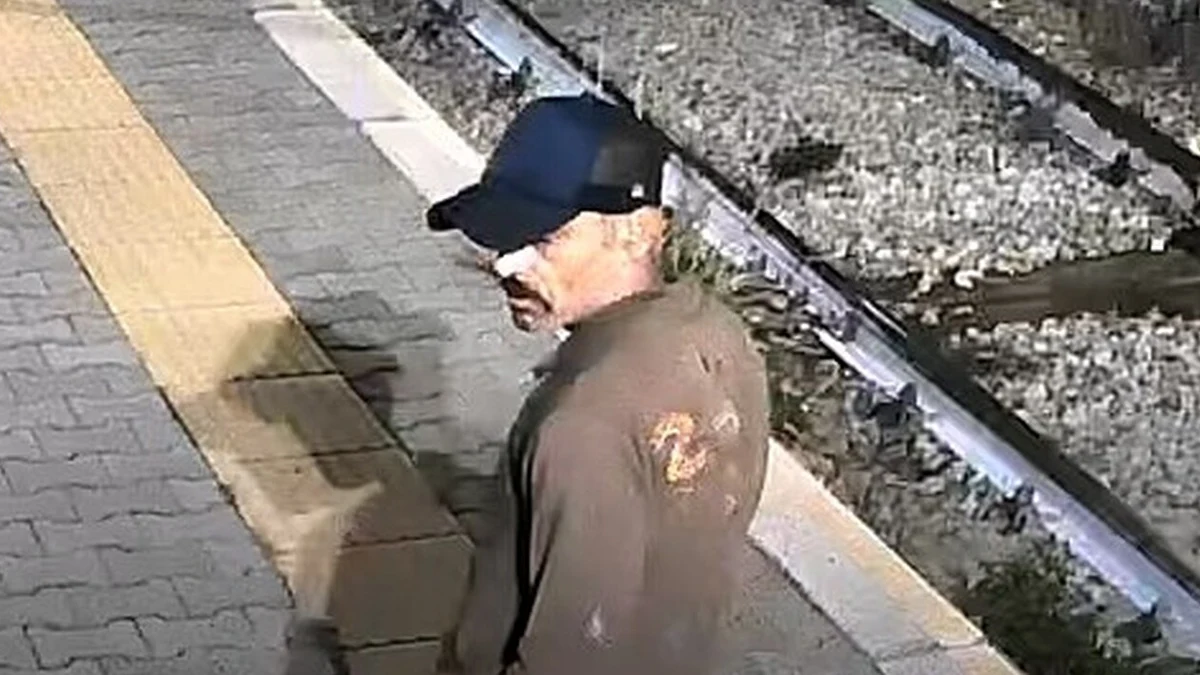 ОДМВР разпространи кадри на заподозрения за инцидента на Товарна гараСлужители