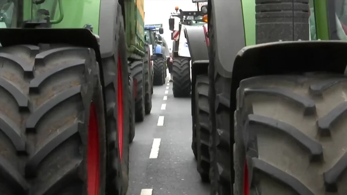 Депутатите ще обсъждат и ултиматума на Доналд Тръмп за покупка