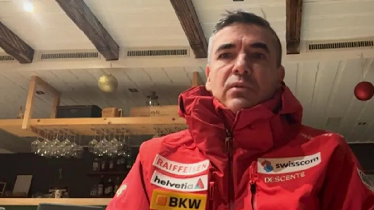 Посетители са танцували с бутилки с пиротехнически свещи в бара,