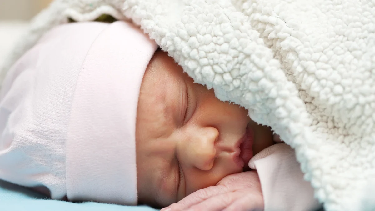 Раждаемостта в най-голямата АГ болница спадна с над 200 деца