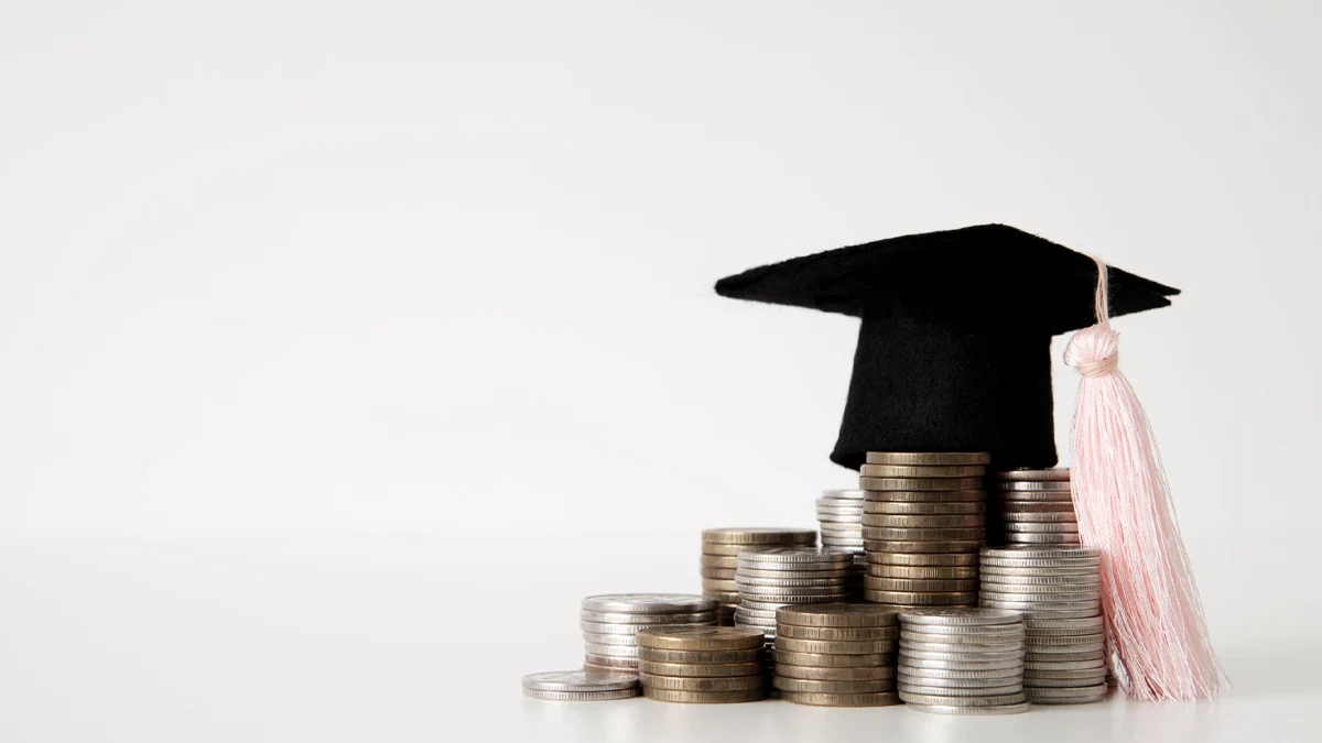 Парламентът сложи таван на оскъпяването, икономисти предупреждават за риск от