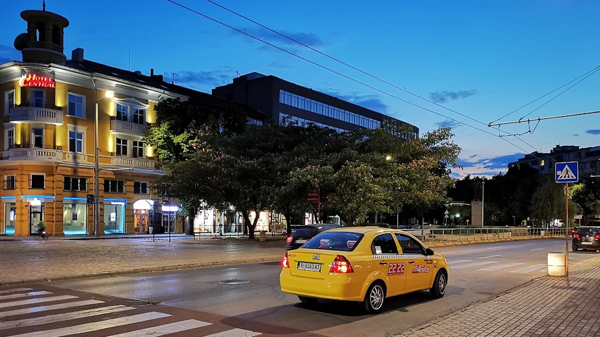 Софтуерен хаос превърна таксиметрови шофьори в нарушители и измамници против